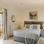 Vila Magdalani, Breathtaking Views Across Lourdas Bay